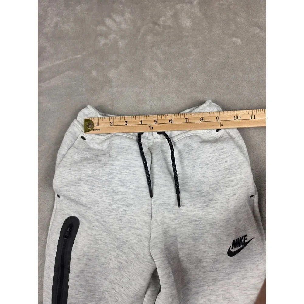 Nike Tech Fleece Joggers Kids Small Gray Heather Sweatpants HV8898-013